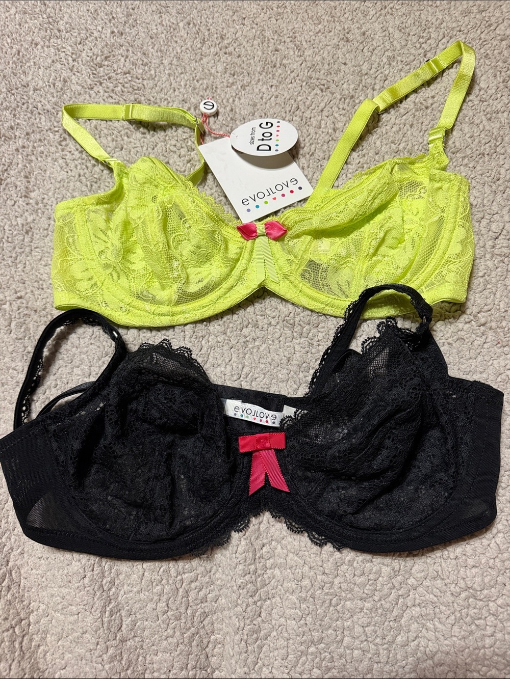 NWT Beauty Blaze Lace Underwire Bras
